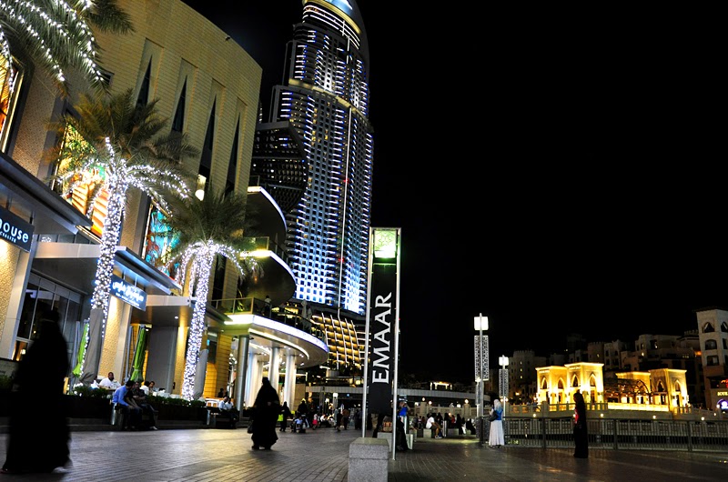 dubaj mall nocą