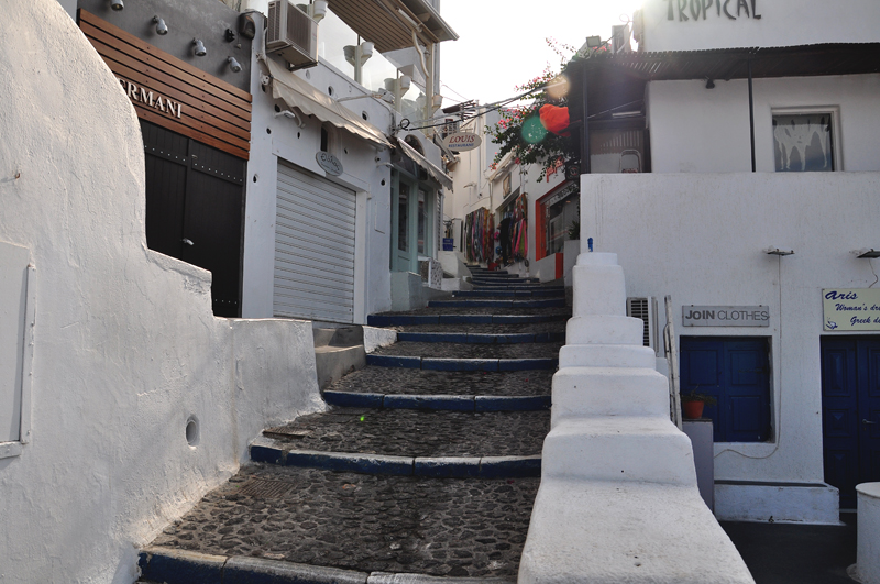 Ulice w Firze na Santorini