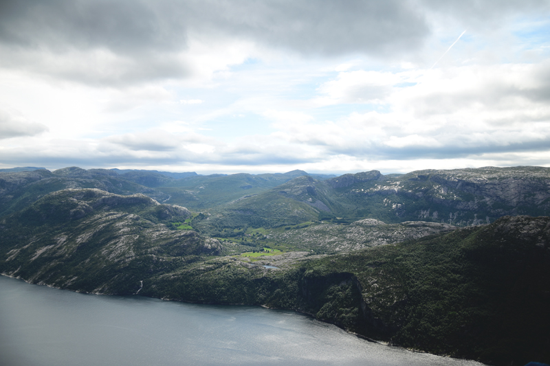 wycieczka na preikestolen