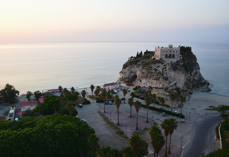 tropea zachód słońca