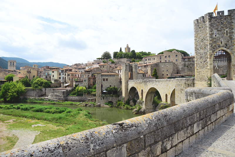 besalu hiszpania