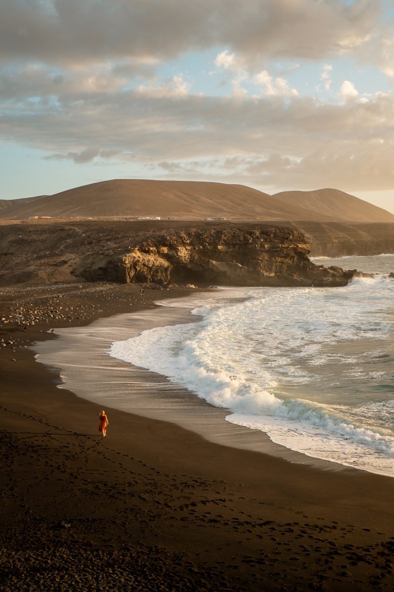 Czarna plaża Fuerteventura