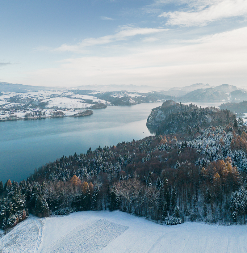 Jezioro Czorsztyńskie zimą