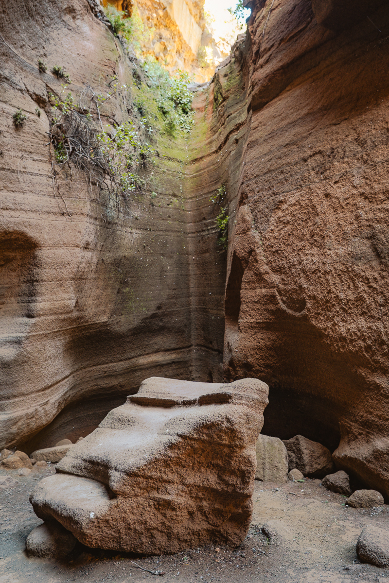 Barranco de las Vacas - miniaturowy kanion z miedzianymi ścianami, Gran Canaria