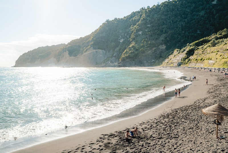Zatoka Praia do Fogo w Ribeira Quente